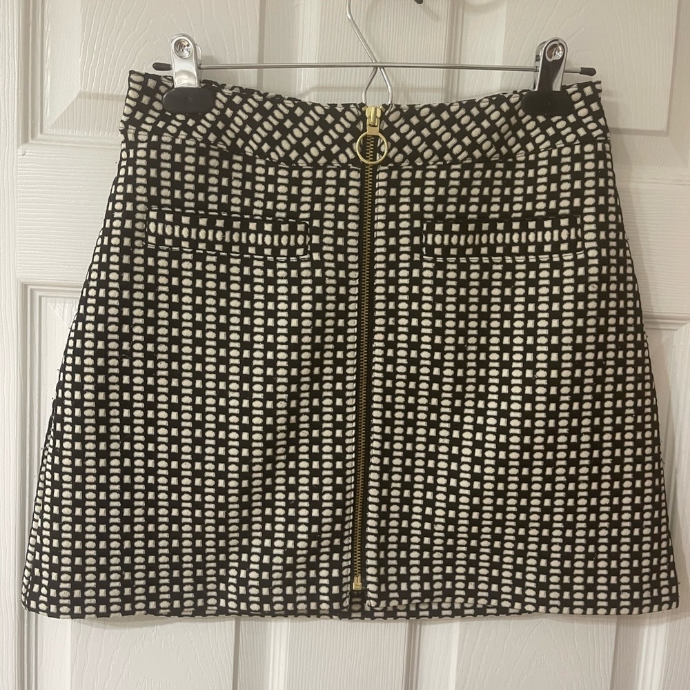 EXPRESS Mini Skirt w/ Gold Zipper Size 4